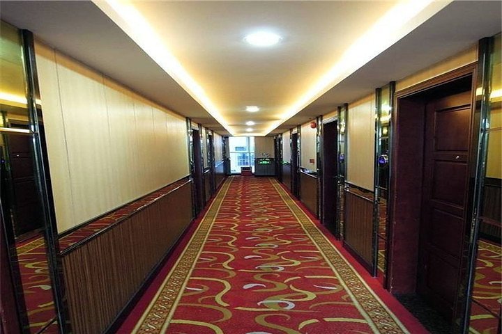  Hotel public area