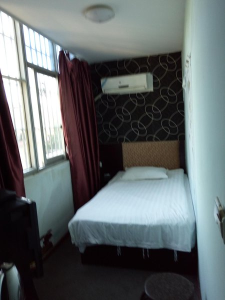 Xixian Leju Business Express Hotel Guest Room