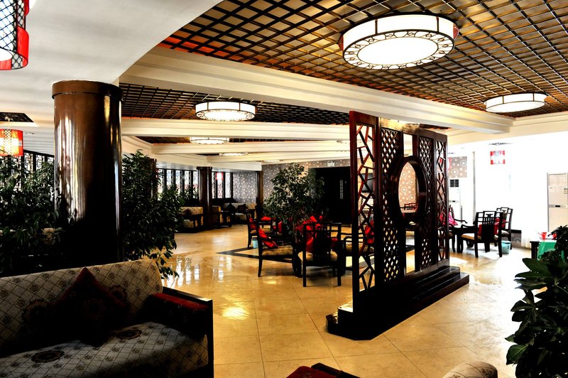 Maerkang Hotel Lobby