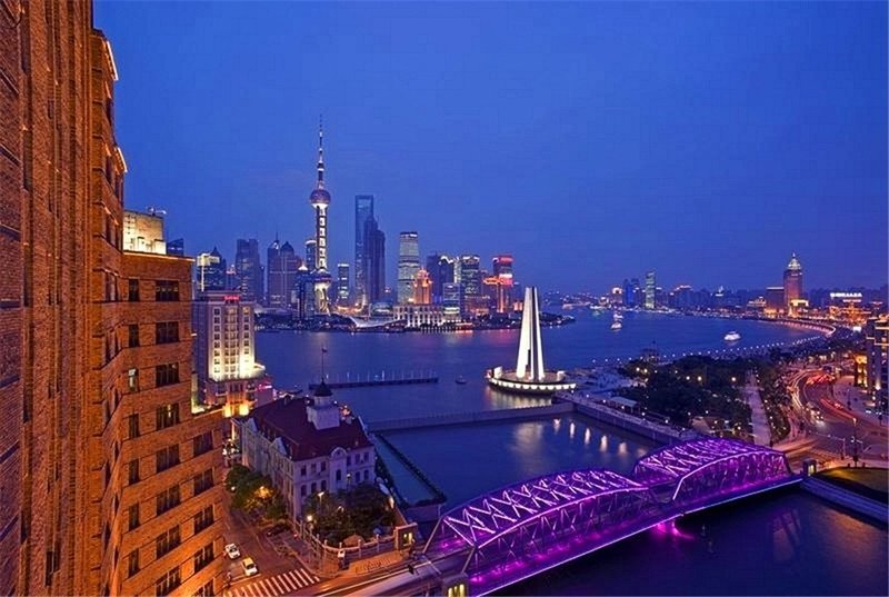 Broadway Mansions Hotel Shanghai Over view