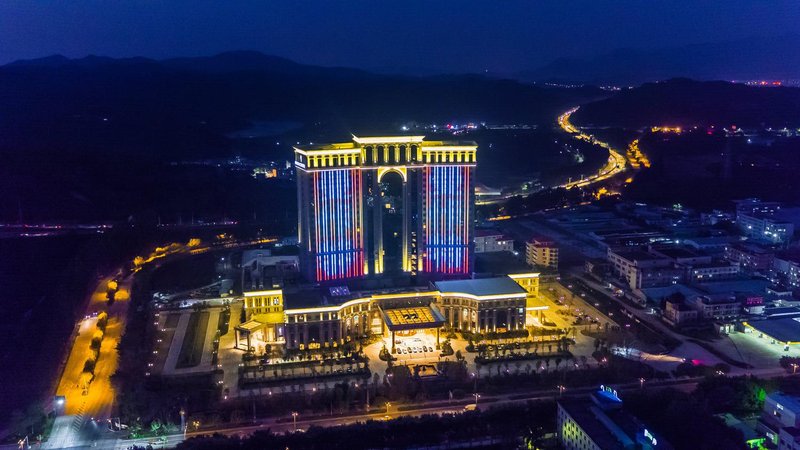 Malachite Hotel Over view