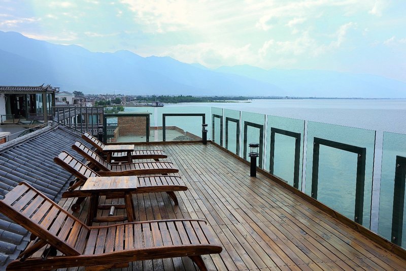 诗莉莉泛蜜月·云水小筑酒店