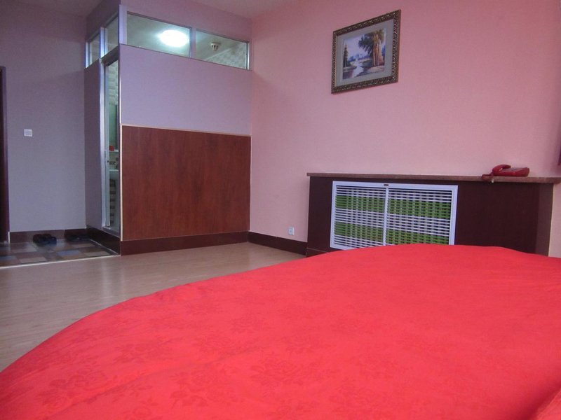 jiujiukuaijie 客房