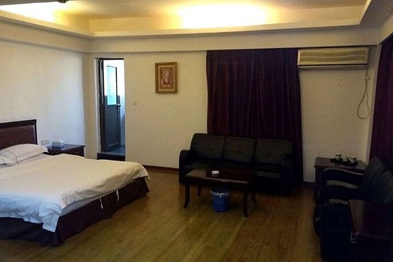 Zhongheng Hotel Guest Room