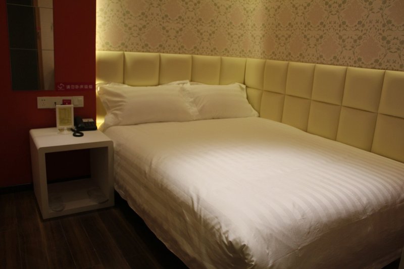 Bei Jing  heart  hotel(Sanlitun Guozhan store) Guest Room