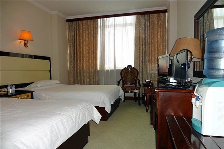 The Hyatt Regency Hotel Holiday Guest Room