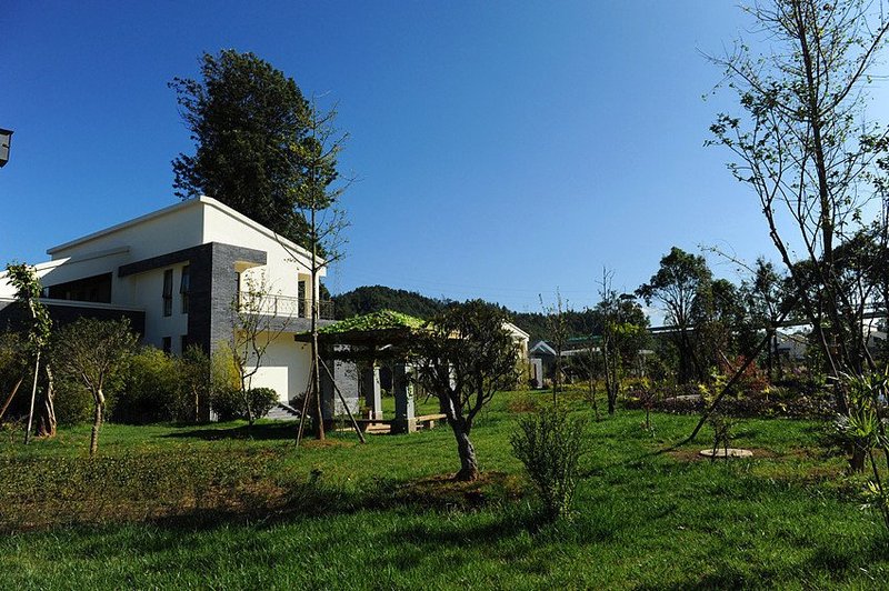 Tengchong Health Center Over view