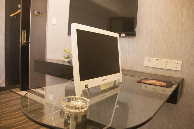 Super 8 Urumqi Renmin CinemaGuest Room