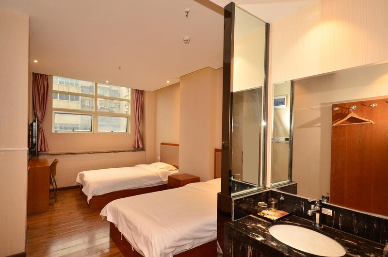 速8酒店(武汉澳门路店)