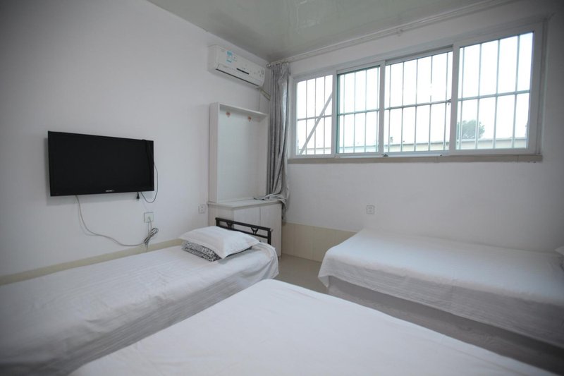 xianggeyijuGuest Room
