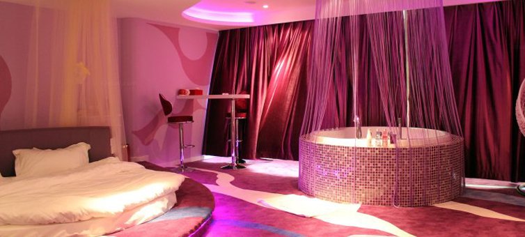 Teehuqinglvzhutijiudian Guest Room