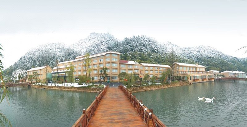 Meilin Holiday Resort Over view