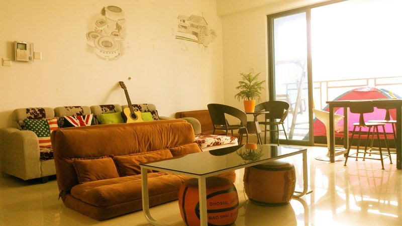 Backpacker Youth Hostel Lobby