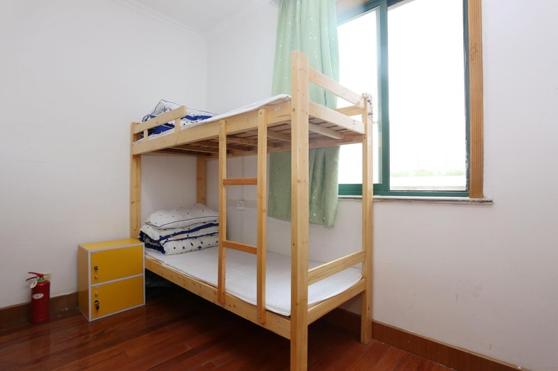 南京慢跑鞋青年旅社