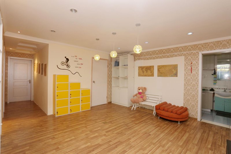 南京慢跑鞋青年旅社