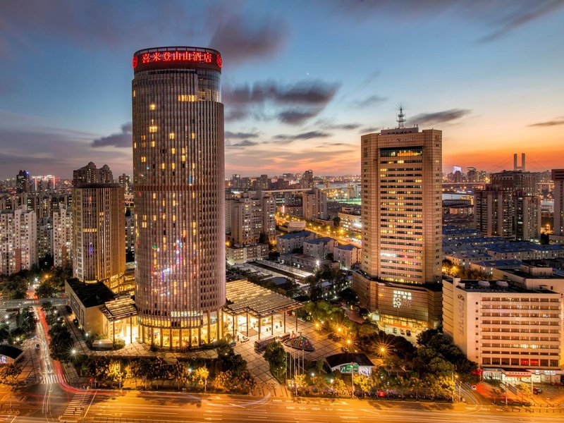 Sheraton Grand Shanghai Pudong HotelOver view