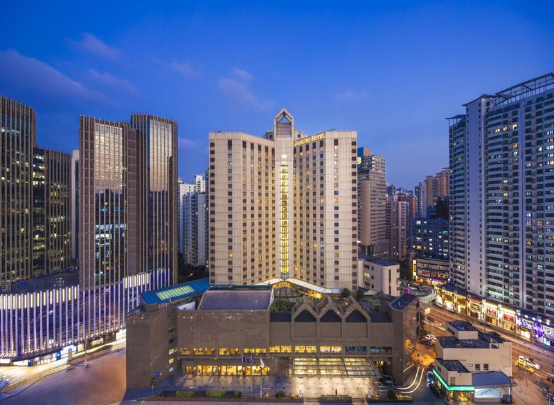 Jianguo Hotel Shanghai Over view