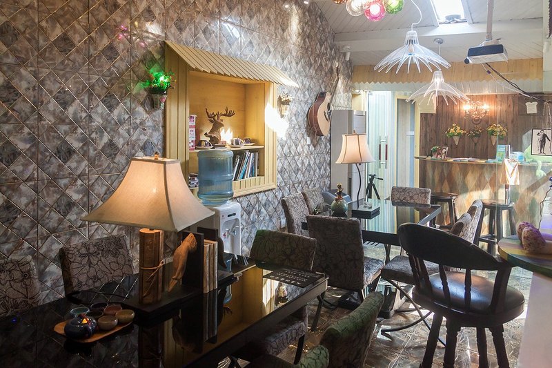 Buffalo 66 youth hostelRestaurant