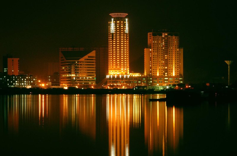 Sunshine Coast Hotel Over view