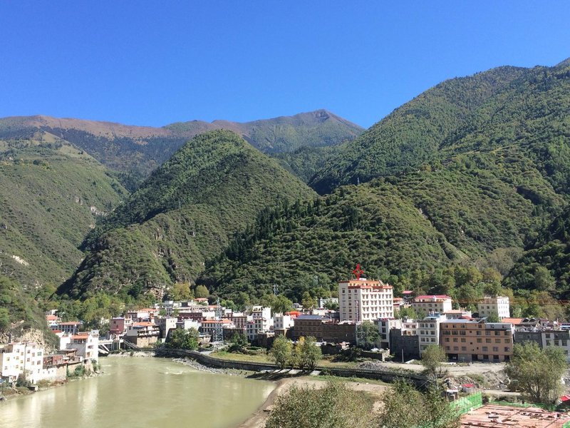 Qiannian Shengdi Hotel Over view