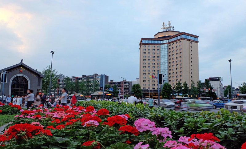 Jinhe Hotel Over view