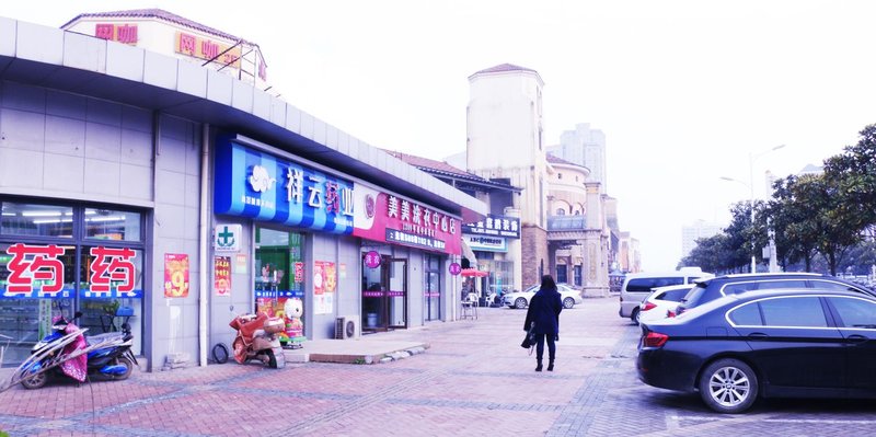 Jinling Cityviews Hotel Over view