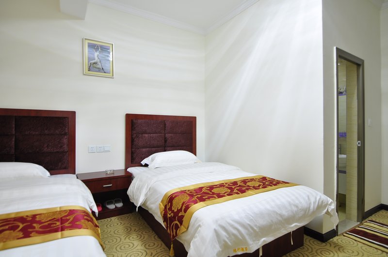 hongtong  hotel  in   KunmingGuest Room