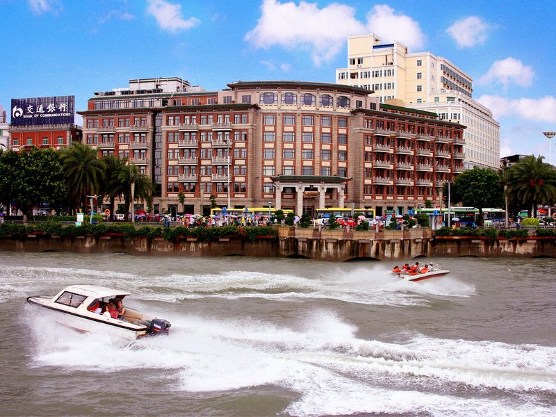 Xiamen Lujiang Harbourview Hotel Over view