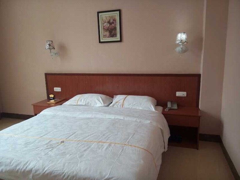 Rongan terrigenous Business Hotel Guest Room