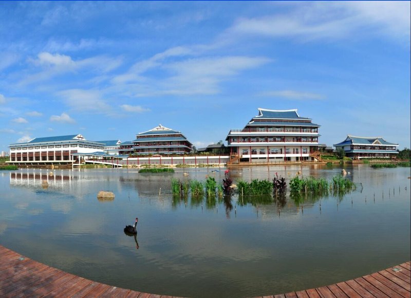 Xiamen Aqua Resort Over view