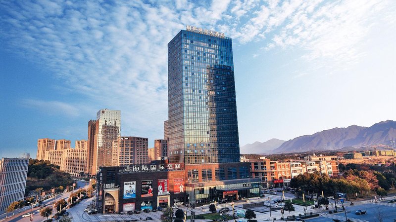 World Trade Hotel Tonglu over view