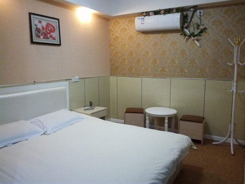 Gantan 98 Business Hotel Guest Room