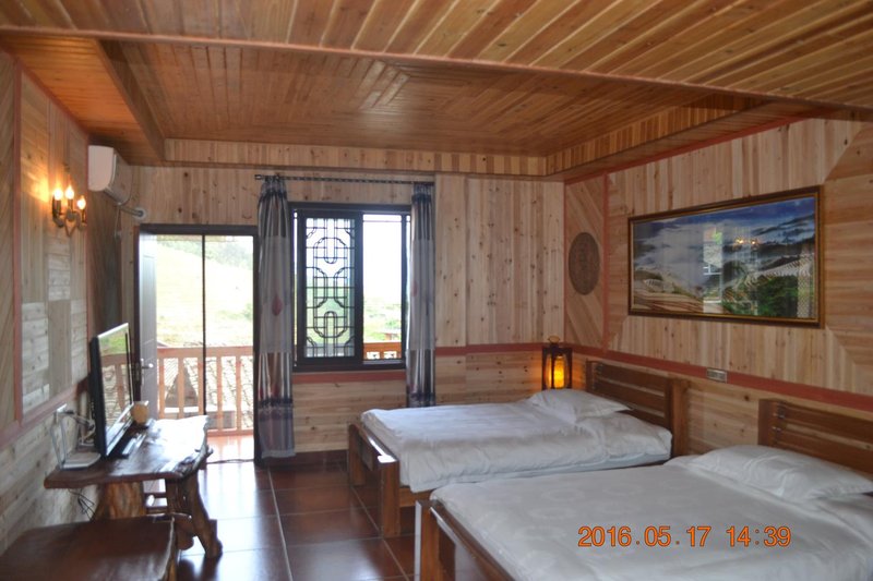 longji holiday hotelGuest Room