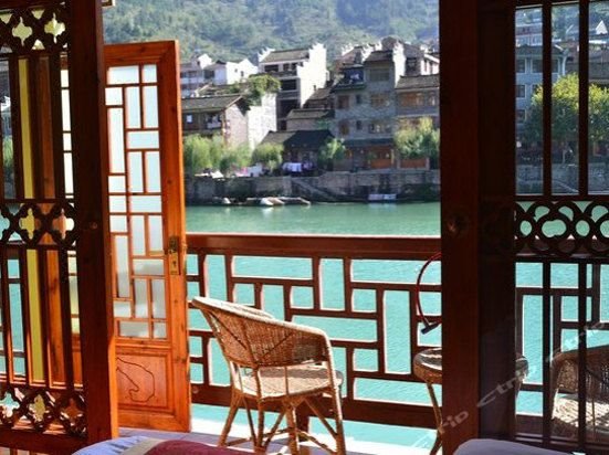 Shuncheng Inn Zhenyuan Over view