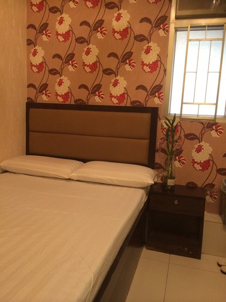 Pak Ho Hotel Guest Room