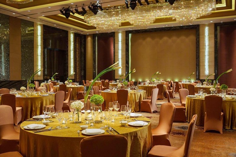 Radisson Collection Hotel, Yangtze ShanghaiRestaurant