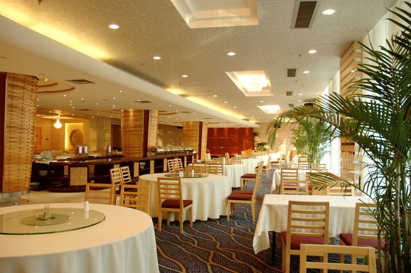 Riviera International Hotel Restaurant