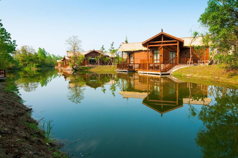 Seclusive Life Yangzhou Resort over view