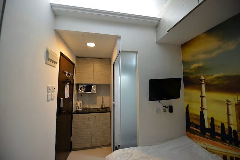 Kowloon Station Hostel Guest Room