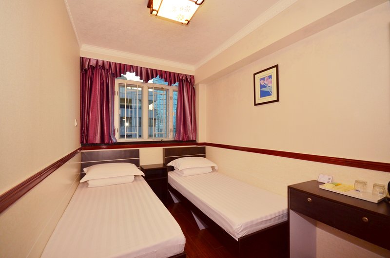 Hang Fung Hostel Guest Room