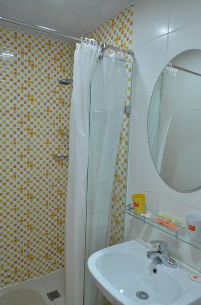 Home Inn Hotel (Hefang Street Jiangcheng Road subway station store) Guest Room