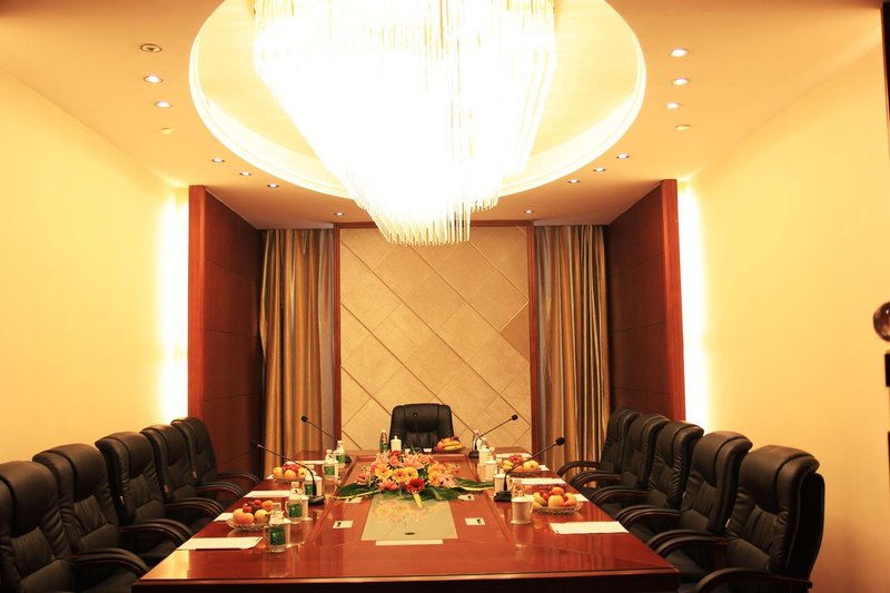 Huasheng Hotel meeting room