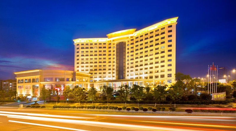 the Grand Plaza Hotel Over view