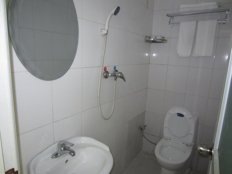 Lijin Hotel Guest Room