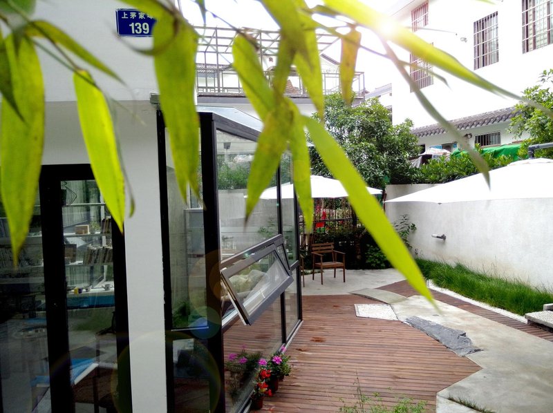 Banyan Art House Over view