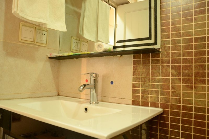RUISU INNS Guest Room