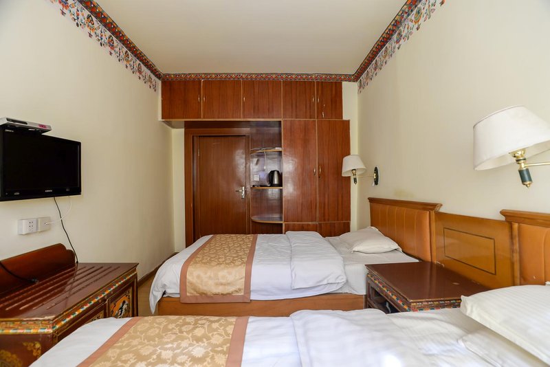 Guichu Hotel (Jokhang Temple) Guest Room