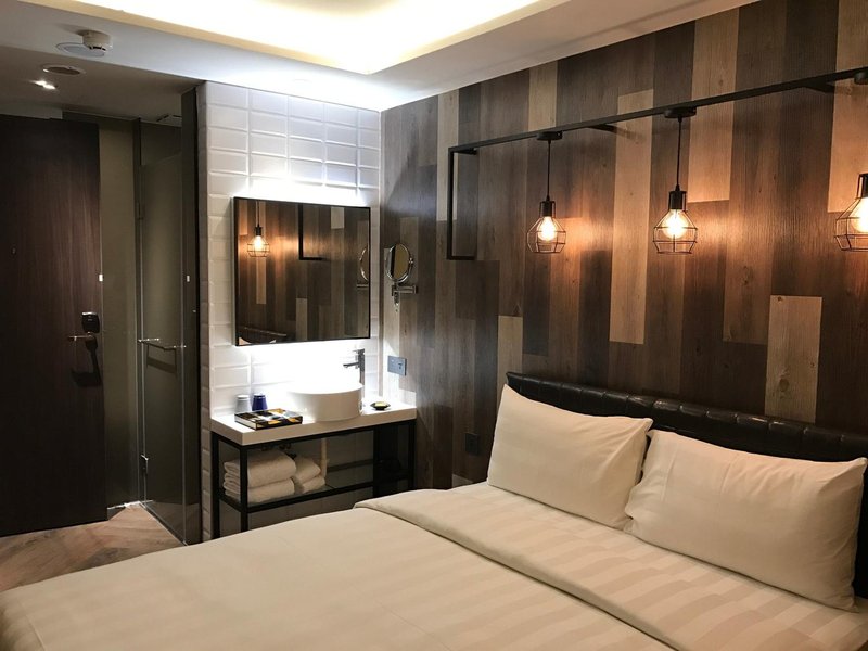 City Suite (Taipei Beimen) Guest Room