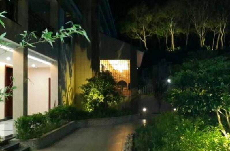 ying cai mountain villaOver view