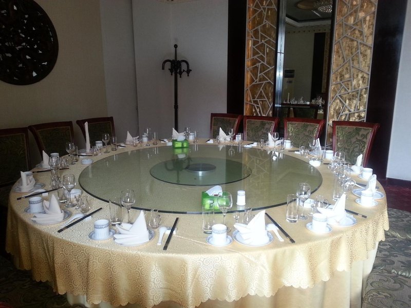 Dehuimen Hotel Restaurant